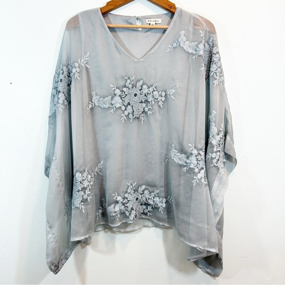 Linda Anderson Blue Floral Embroidered Poncho Top Sheer Size L Bohemian Casual
